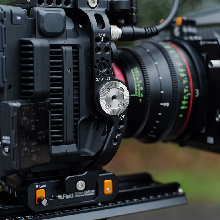 Canon C500mkii right side plate with Misfit Kick 4